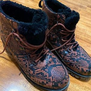 VERO MODA boots size 7